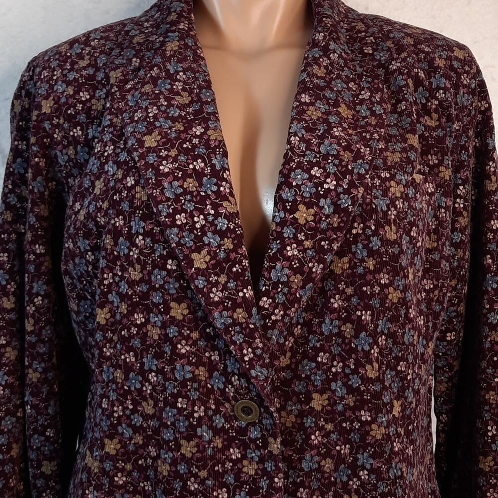 Women's Quilted Floral Blazer Jacket in Burgundy